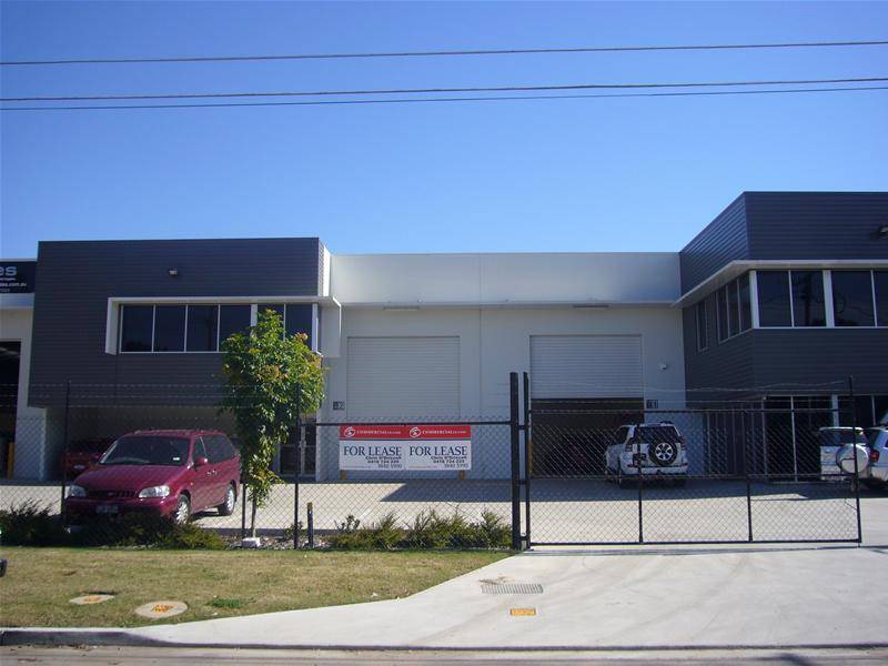 Tilt slab construction - Modern Office Warehouse - New and very affordable! Picture 2