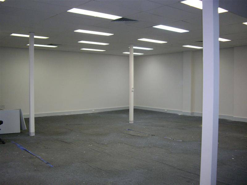 Large Office Space in South Brisbane Picture 3