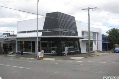 85m2 Retail Shop James St Picture