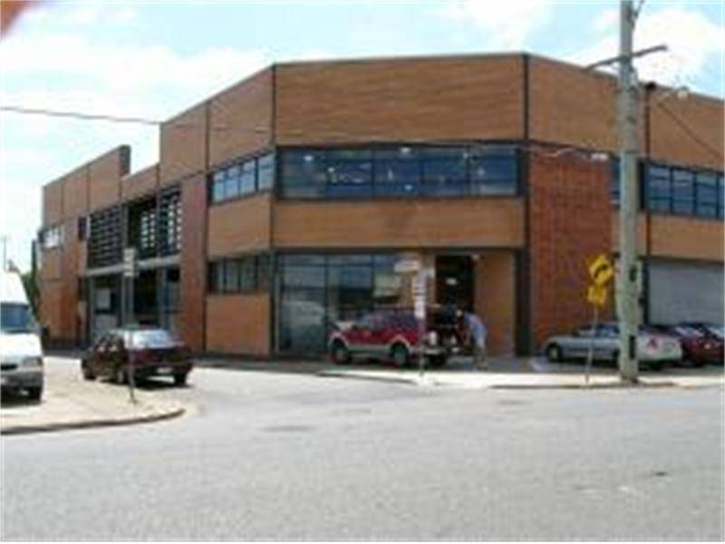 AWARD WINNING BUILDING WITH 260M2 GROUND FLOOR Picture 1