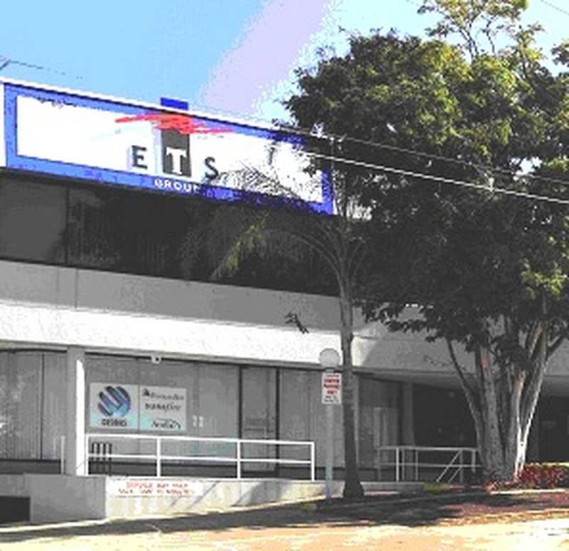 First floor in popular Taringa Picture 3