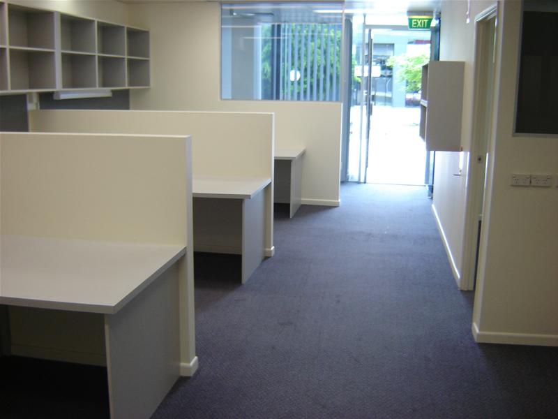 two offices combined for 369m2 partitioned with parks Picture 2