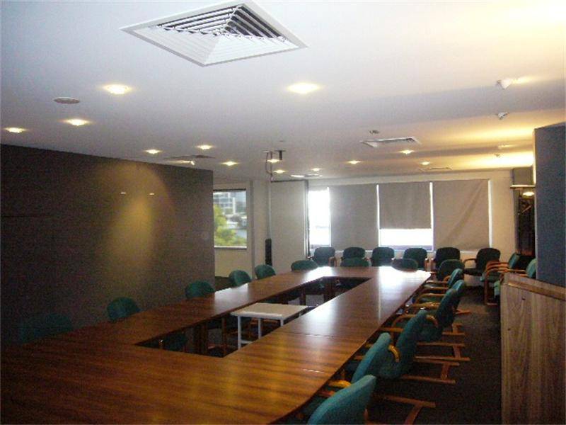 ALL OFFERS CONSIDERED! Picture 1