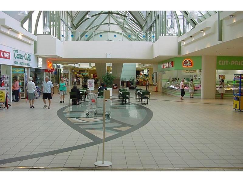 GREENSLOPES MALL, COLES ANCHOR TENANT Picture 2