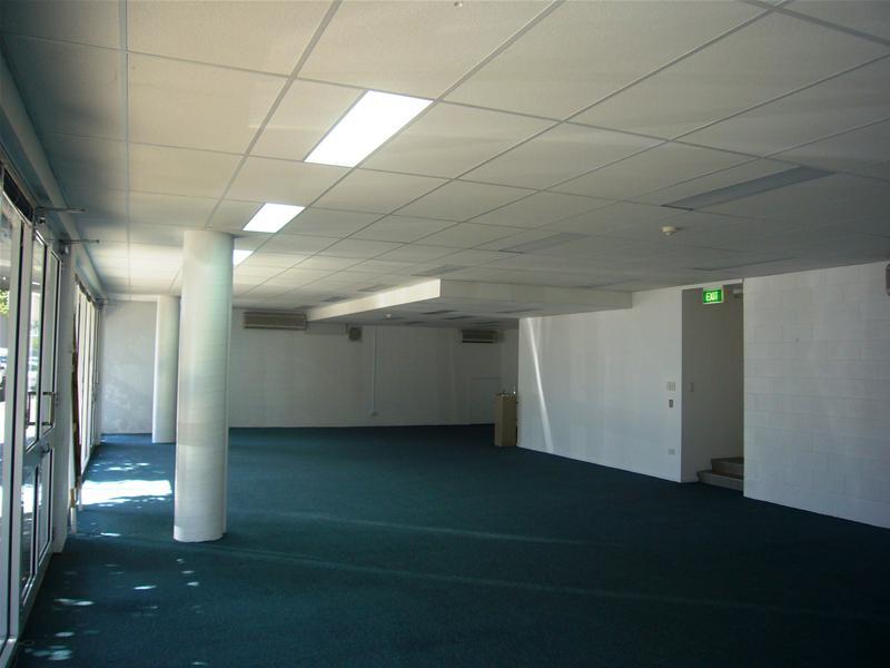 Open Plan Office - Glass frontage - Parking Picture 1