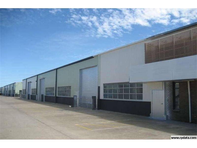Warehouse opportunity knocks! Picture 3
