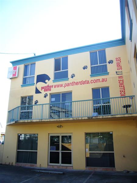 Good Space - Close to Public Transport - CHEAP! Picture 2