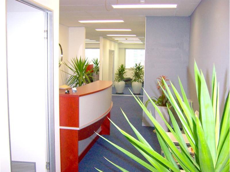 !71m2 Partitioned office CBD views Picture 1