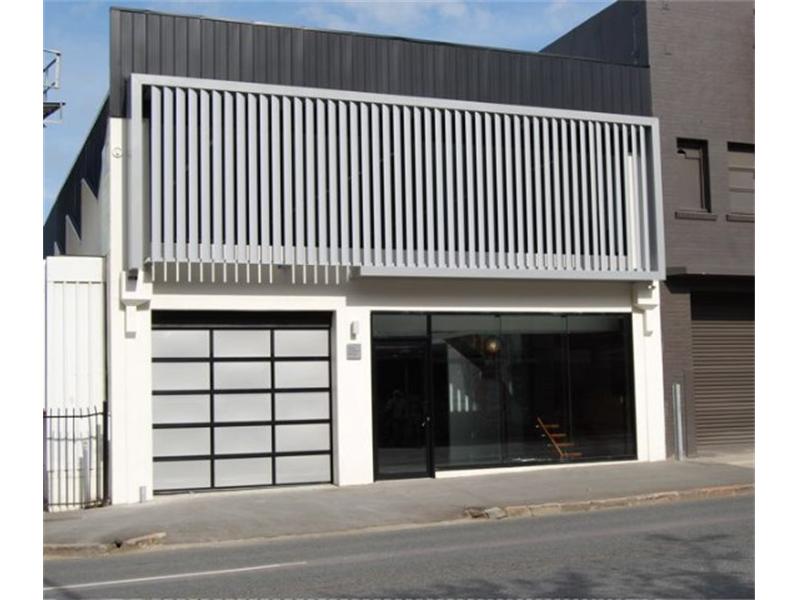 CORPORATE HEADQUARTERS
DUAL TENANCY
MAGNIFICENT REFURBISHMENT Picture 1