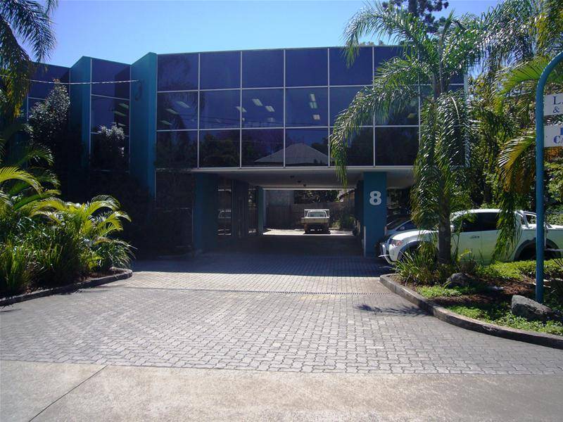 PROFESSIONAL OFFICES Picture 2