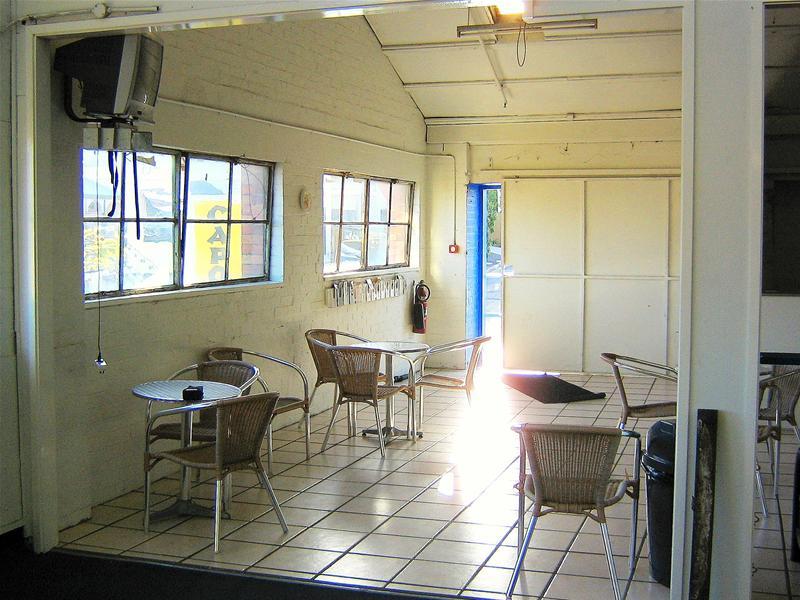 WEST END HUB OFFICE Picture 2