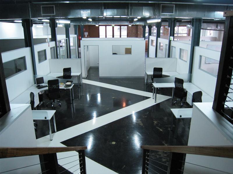 WEST END HUB OFFICE Picture 3