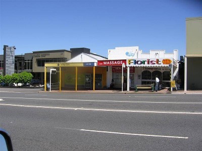 LOGAN ROAD RETAIL Picture