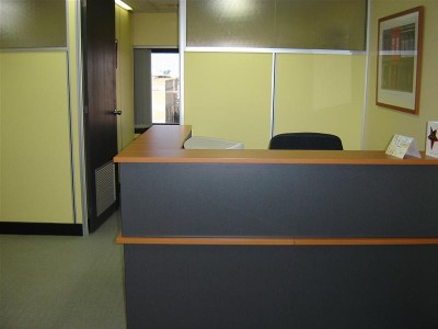 OFFICE WITH 4 SEPARATE ROOMS & RECEPTION Picture