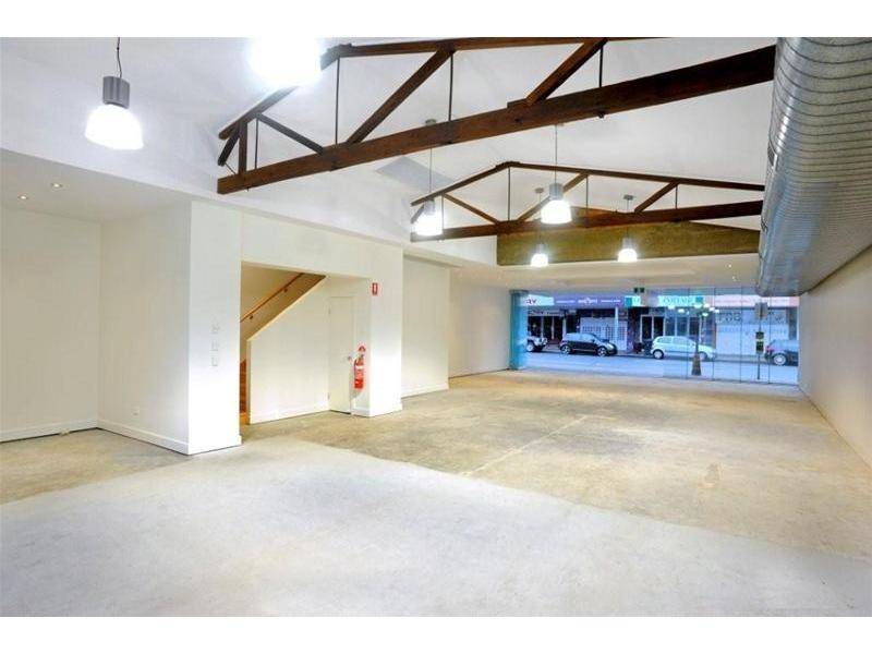 STONES CORNER'S BEST INVESTMENT Picture 2