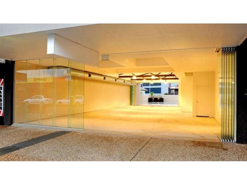 STONES CORNER'S BEST INVESTMENT Picture 3