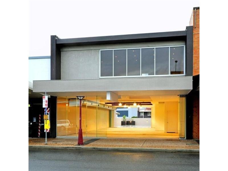 STONES CORNER'S BEST INVESTMENT Picture 1