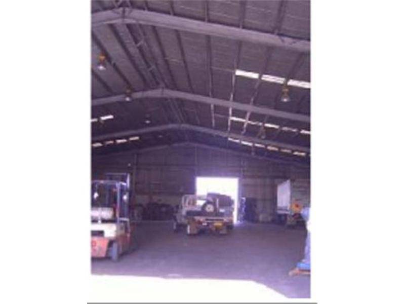 Inner South Clearspan Warehouse Picture 2