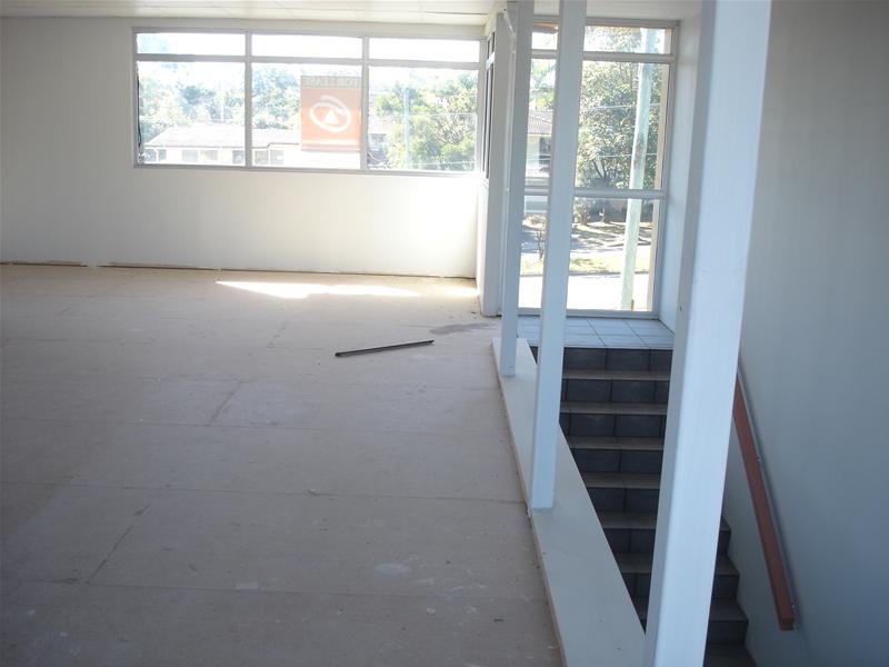 Great Location, High Exposure Office Space Picture 1