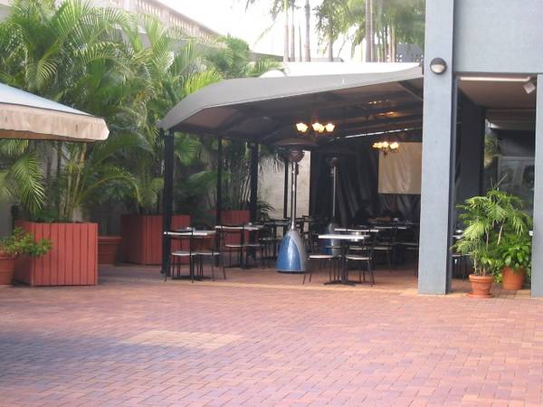 Brisbane best 1 bed unit! Picture 3