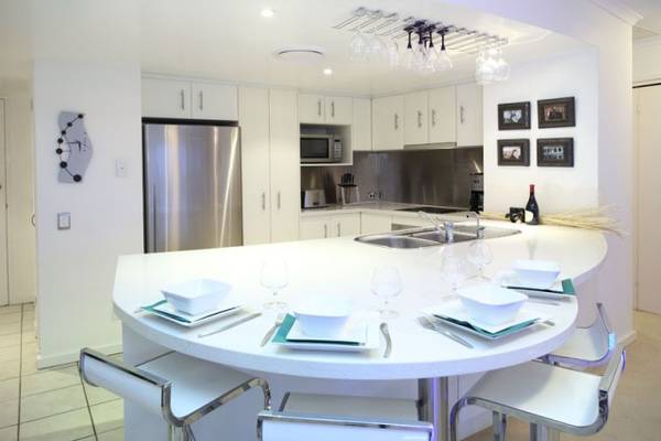 Boutique Apartment with City Views. Picture