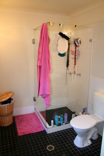 Buy this apartment before I buy it! Picture