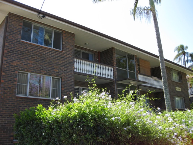 Sure to tick all your boxes, this spacious 2 bedroom apartment is a real find. Picture 1