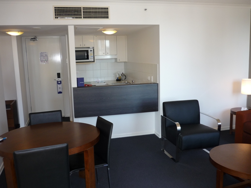 RENOVATED LIKE NEW, LIVE IN OR INVEST!!!! Picture 3