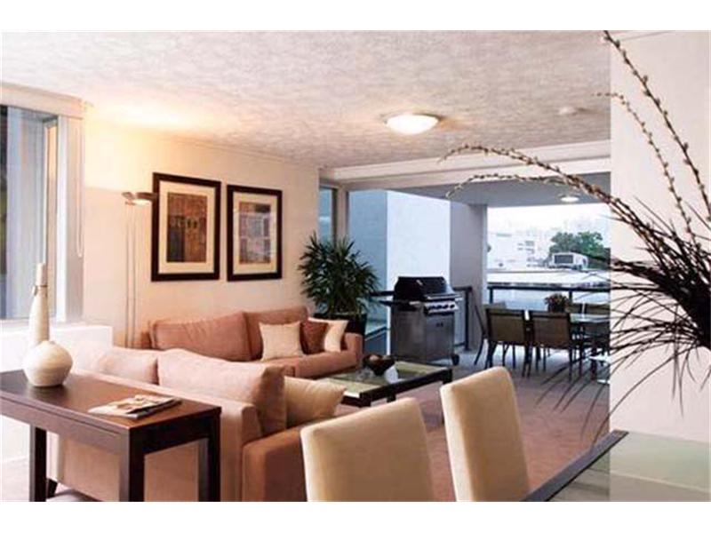 Sophisticated City Fringe Living INSPECT SAT 10:00-10:30AM Picture 2