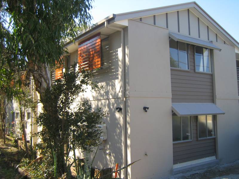 BEST BUY IN WOOLLOONGABBA from $310,000 Picture 1