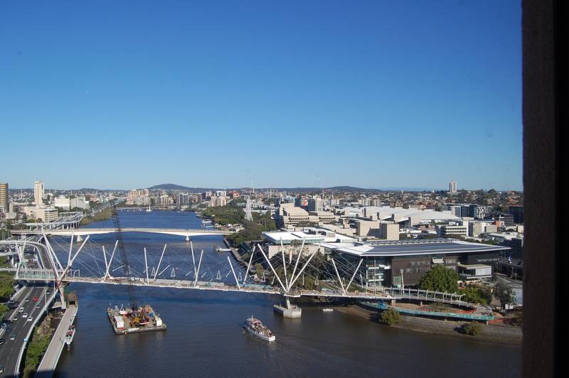 Brisbane's Cheapest Apartment
INSPECT SAT 03/10/09 1:30-2PM Picture 3