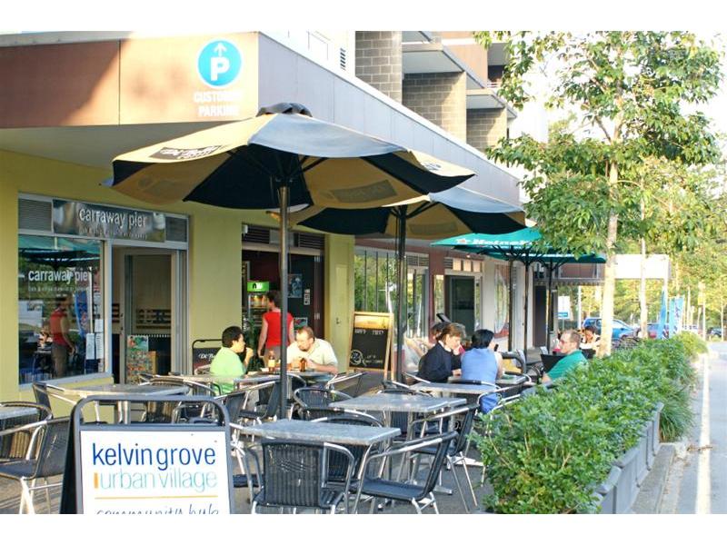 Just In Time To Decorate Picture 3