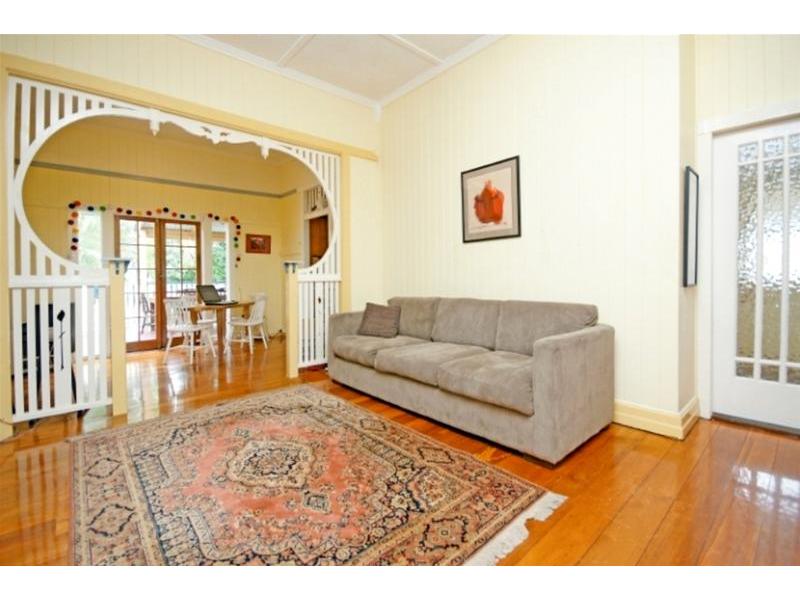 Proudly Presenting Picture 2