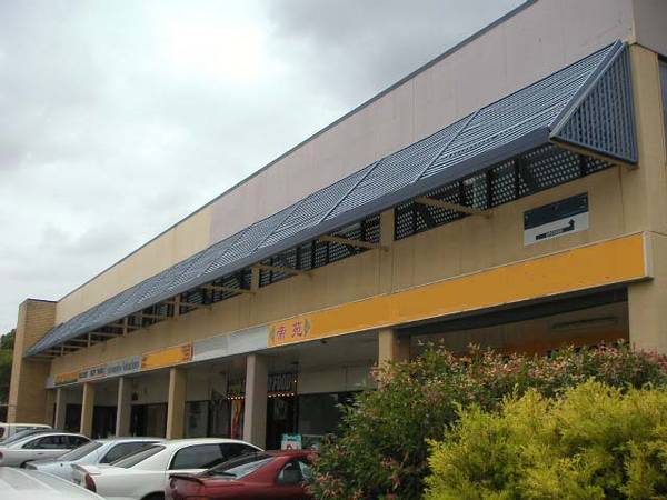 First Floor Office Main Road Exposure Picture 2