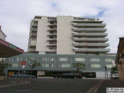EXECUTIVE APARTMENT CENTRALLY LOCATED Picture