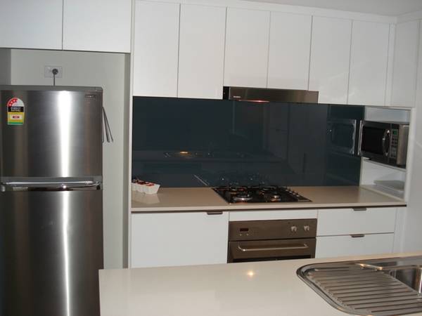 Motivated Sellers. Massive Price Drop! Picture 3