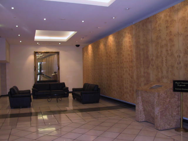 605/370 St Kilda Road Picture 3