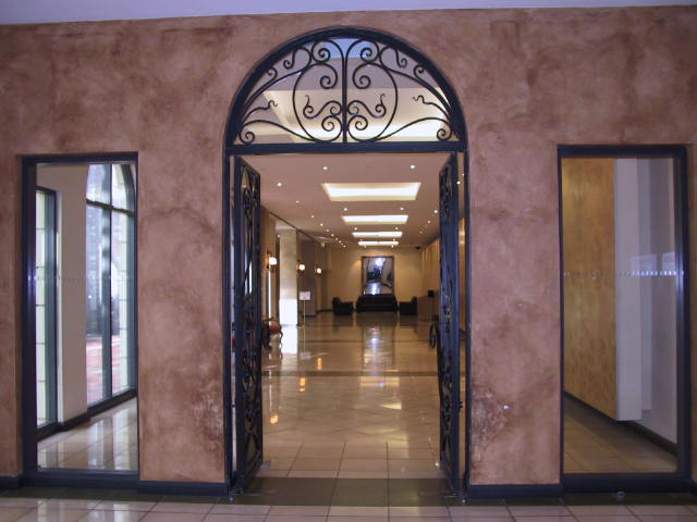 605/370 ST KILDA ROAD, MELBOURNE Picture 3