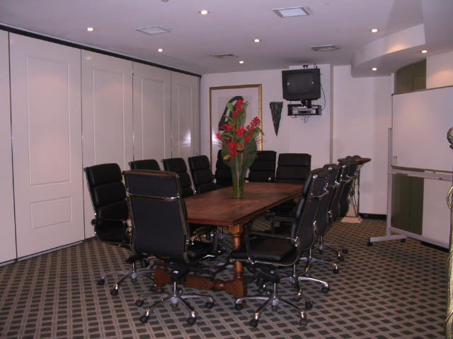 A Great Little Corner Office Picture 2