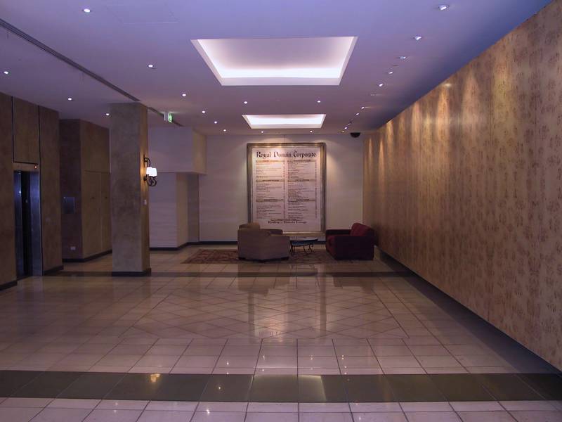 Top Floor Office, its all class! Picture 2