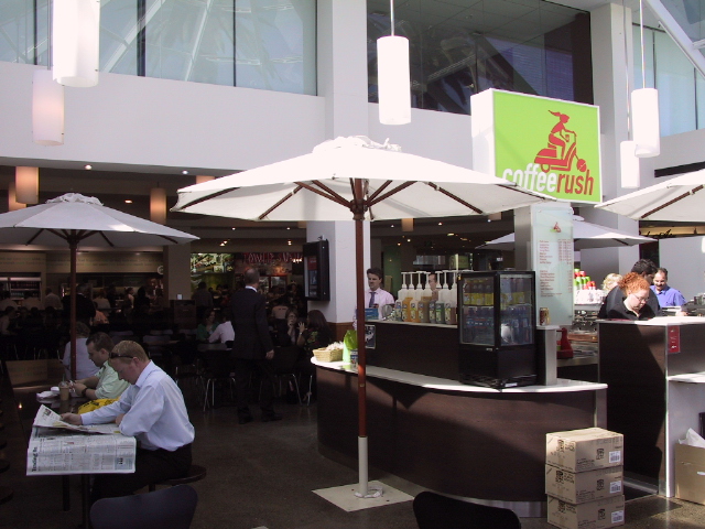 Absolute Bay Frontage with a 2+2 year lease. Picture 1