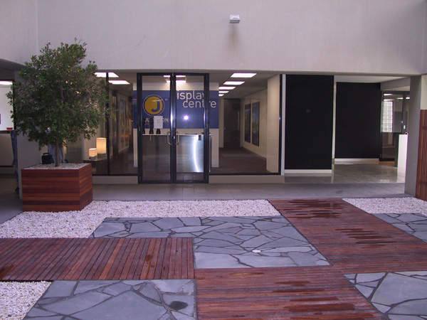 A Neat little office in a 1st Class Building, with On-site Parking Picture 3