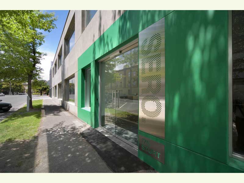 Funky and New and Flexible Bright Office - apporox. 126sqm Picture 2