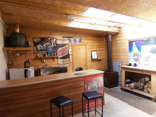 This summer you'll hurry home to... Picture 3