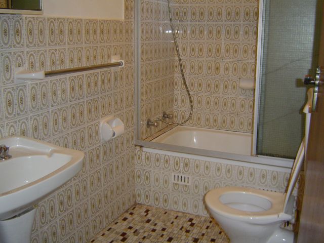 SPACIOUS AND SOUGHT AFTER | VIEW SATURDAY 05/12/09 BETWEEN 12:40-12:55 PM Picture 3