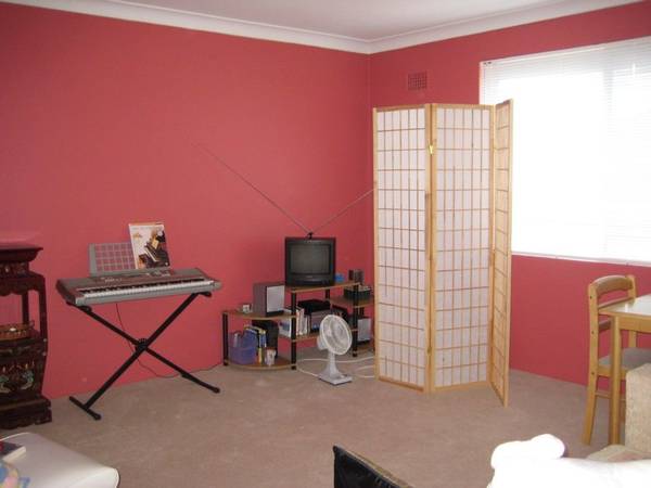 AVAILABLE NOW - VIEW SATURDAY 10th JANUARY 2009 AT 2:00PM SHARP Picture