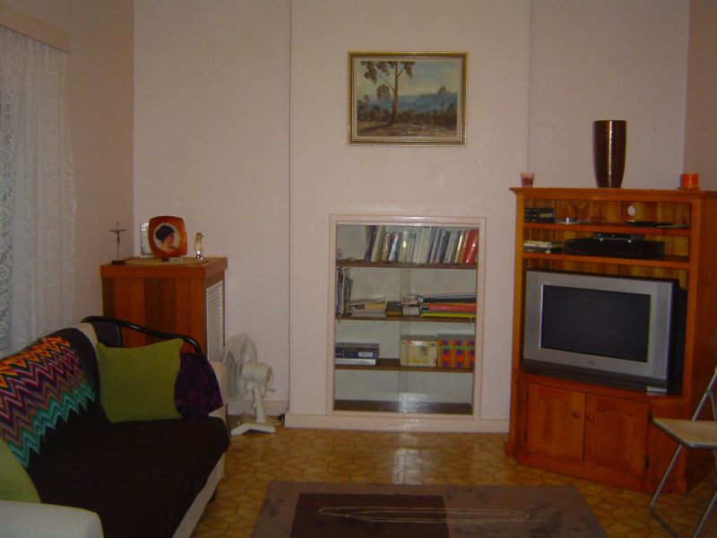 TERRIFIC LOCALE Picture