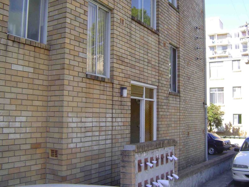 STROLL TO BLACKWATTLE BAY Picture 2