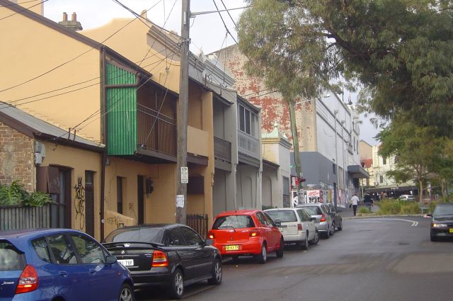 HIP HOP LOCATION Picture 1