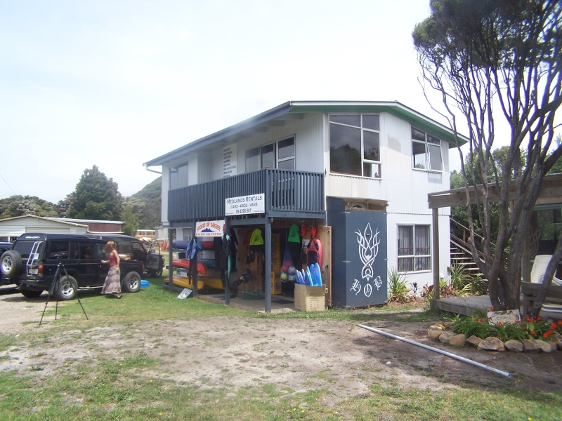 Hooked on Barrier, Adventure Centre and House Picture 3